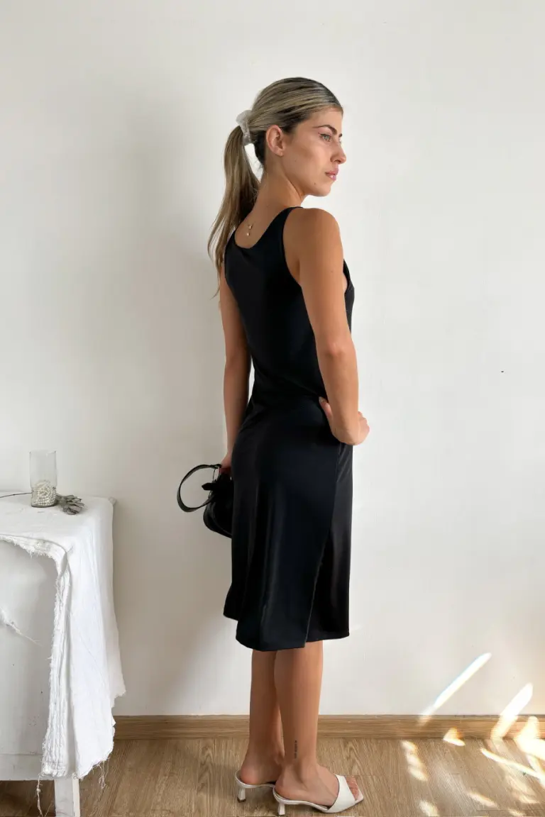 Vestido tubo ajustado de Benka en Vestidos para argentina