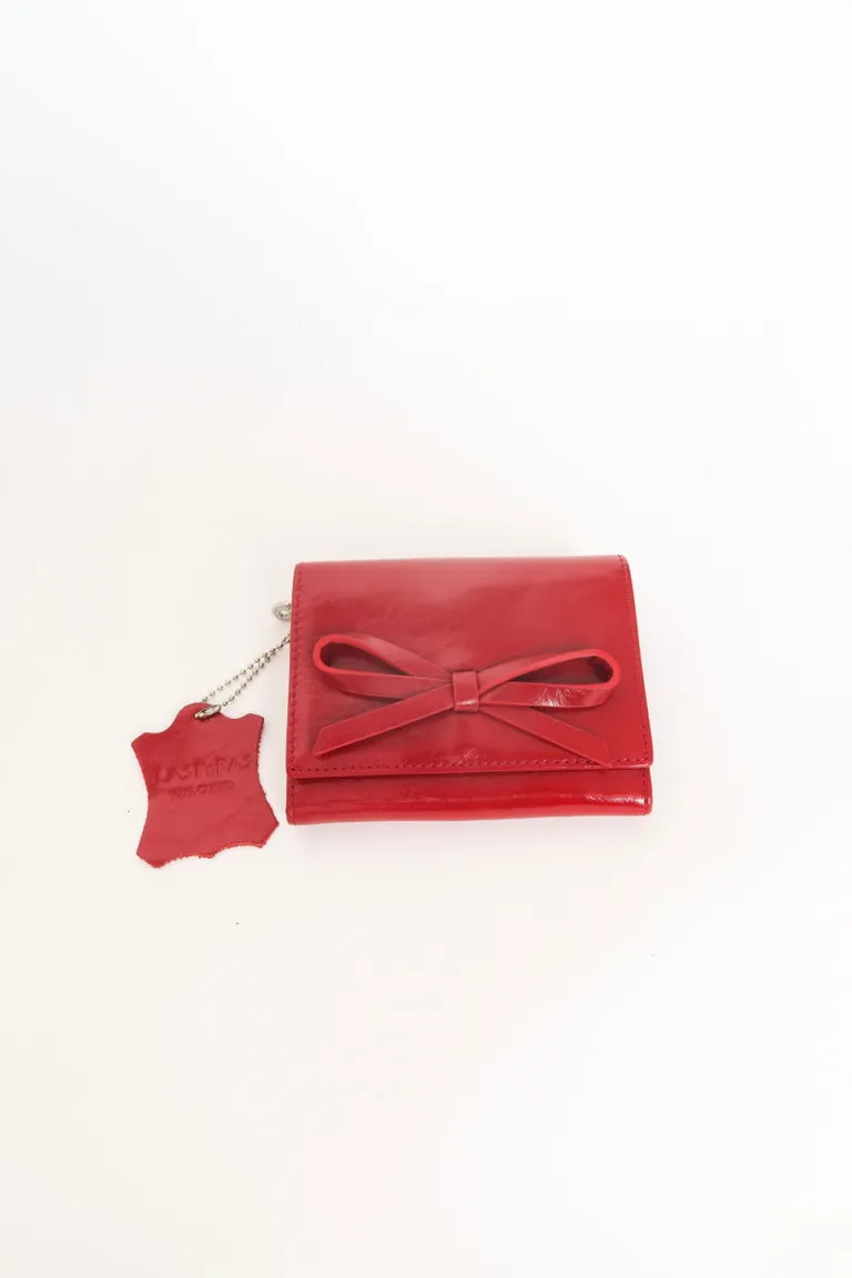 Billetera compacta de cuero rojo, con tarjetero y bolsillo para monedas de Las Pepas en Billeteras y Monederos para argentina