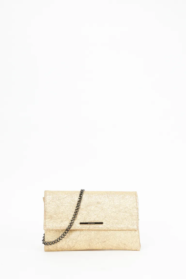 Cartera de mano beige con cadena ajustable - Modelo Fellini de Akiabara en Bolsos y Carteras para argentina