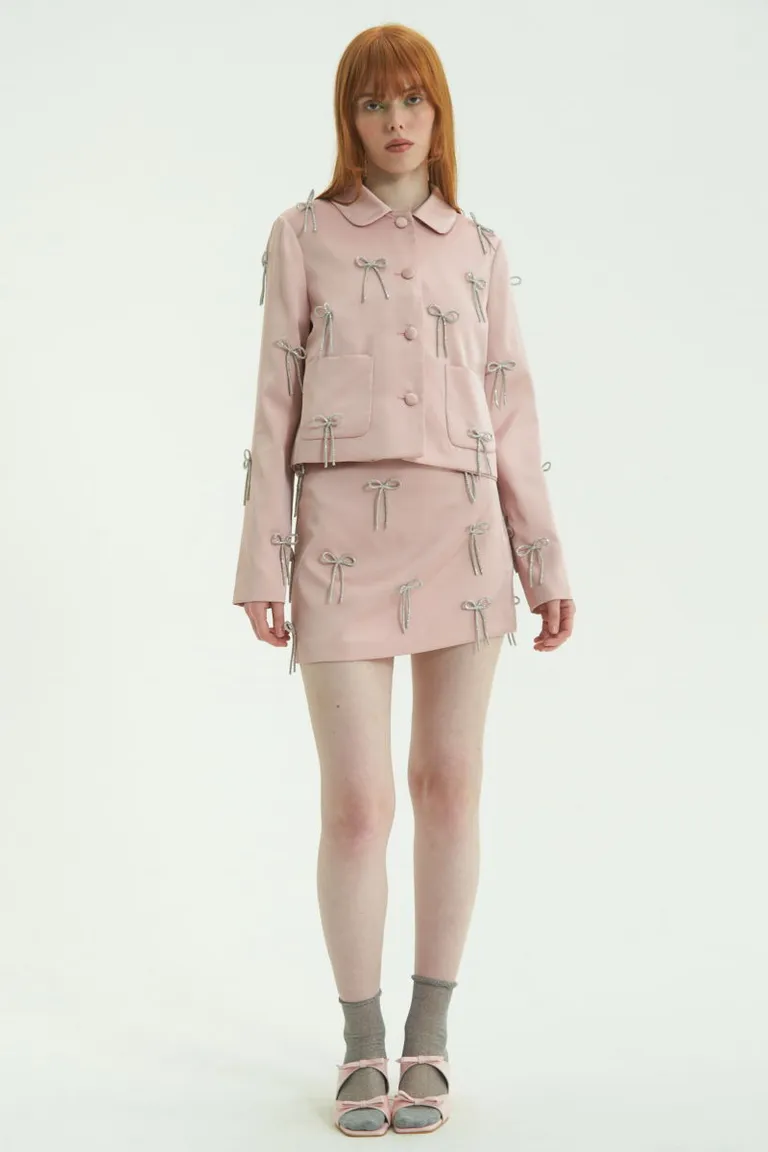 Saco satinado rosa con moños brillantes - Pieza clave para lucir elegante y femenina de Las Pepas en Chaquetas para argentina