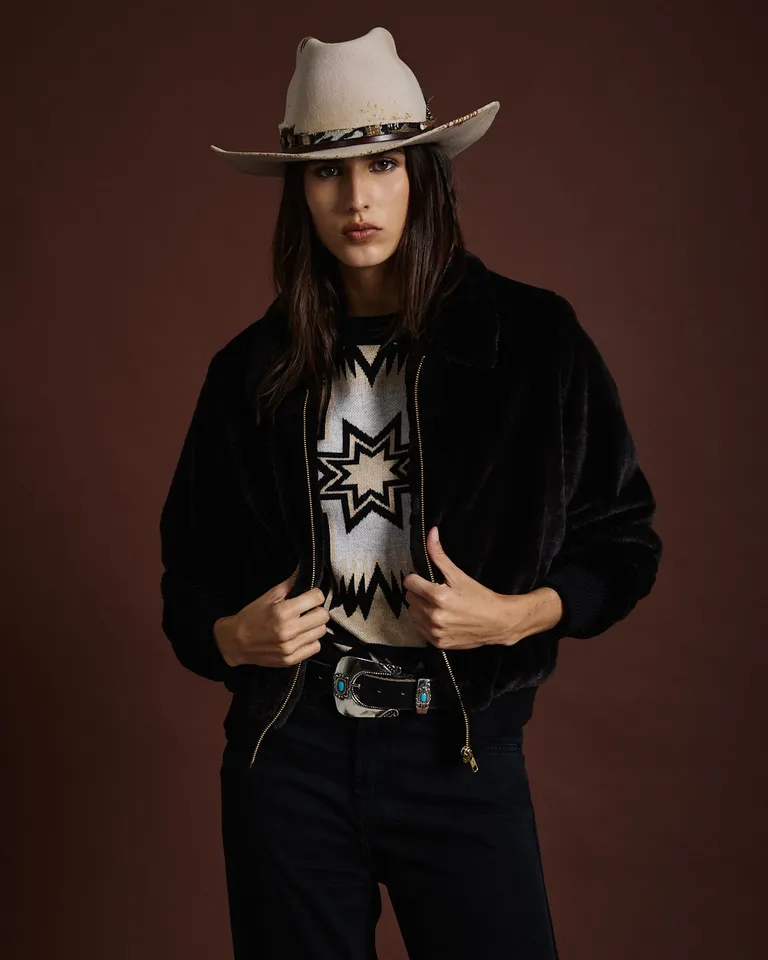 Campera de corte regular con cierre frontal y puños tejidos al tono de Wanama en Chaquetas para argentina