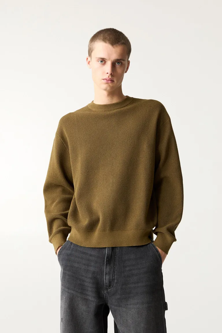 Sweater punto gofrado de Pull&Bear en Buzos y Sweaters para argentina