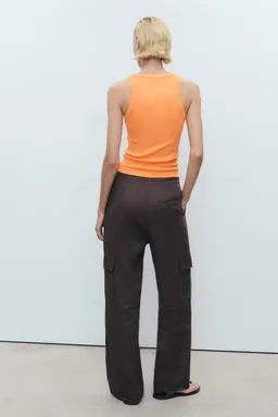 Top halter canalé entallado de Mango en Tops para argentina