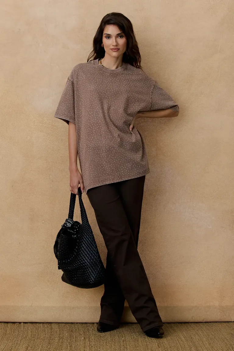 Remera oversize beige con detalles en strass de Indiastyle en Remeras para argentina