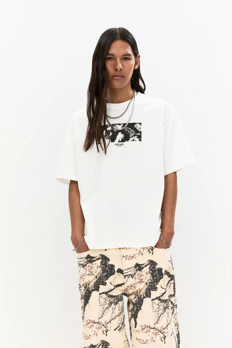 Remera arcane boxy de Pull&Bear en Remeras y Polos para argentina