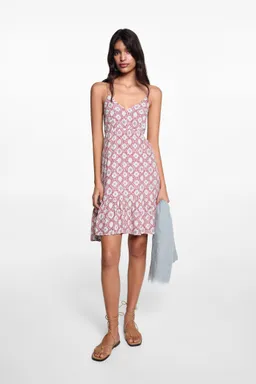 Vestido estampado con volantes de Mango Teen en Vestidos para argentina