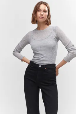Jeans mom confort tiro alto de Mango en Pantalones para argentina