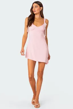 Mini vestido espalda descubierta cleo de Edikted en Vestidos para argentina