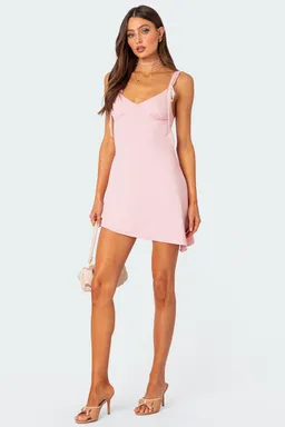 Mini vestido espalda descubierta cleo de Edikted en Vestidos para argentina