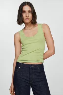 Top punto tirantes anchos de Mango en Tops para argentina