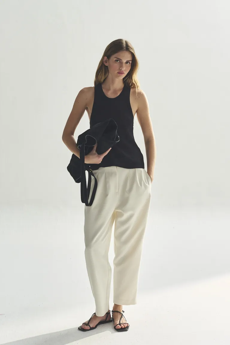 Pantalón de corte recto y elegante para mujer de Akiabara en Pantalones para argentina