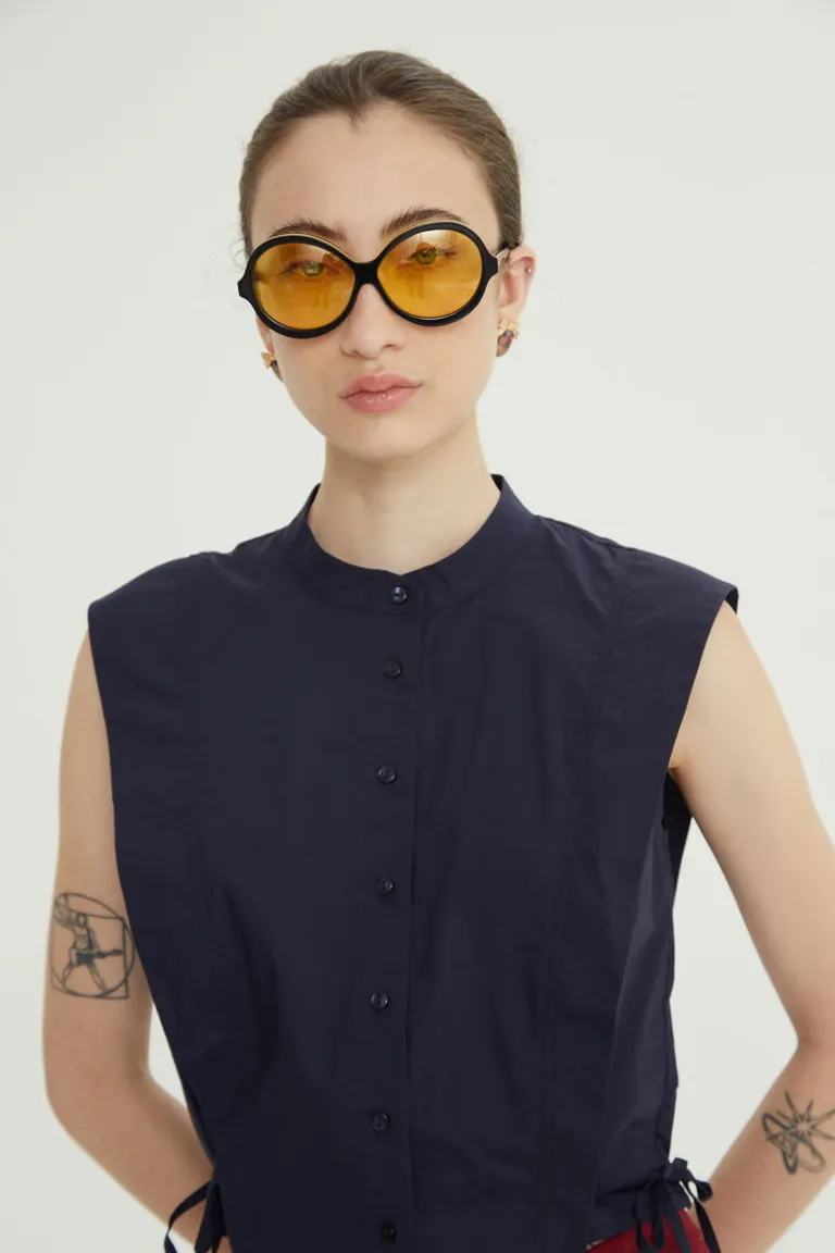 Camisa sin mangas con cuello mao y tiras laterales ajustables de Las Pepas en Camisas para argentina