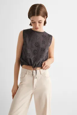 Pantalón algodón bordado de Mango Teen en Pantalones para argentina