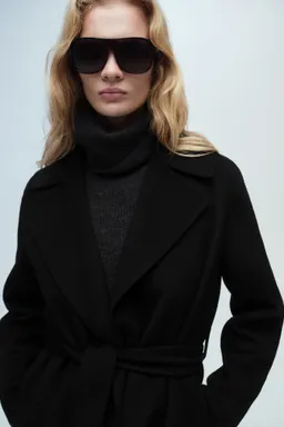 Abrigo handmade con cinturón de Mango en Chaquetas para argentina