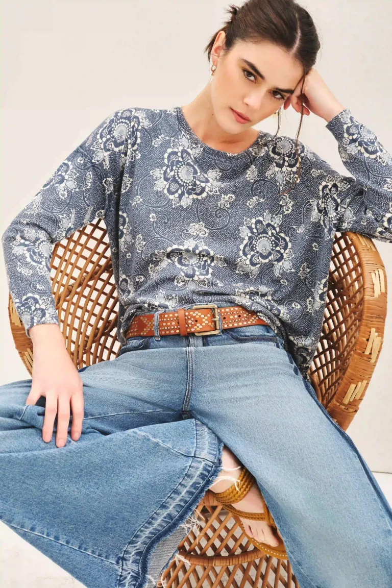 Sweater de punto con diseño floral en tonos grises para mujer de Rapsodia en Buzos y Sweaters para argentina