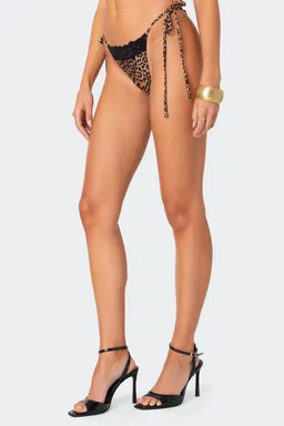 Bombacha bikini estampado leopardo encaje de Edikted en Swimwear y Beachwear para argentina