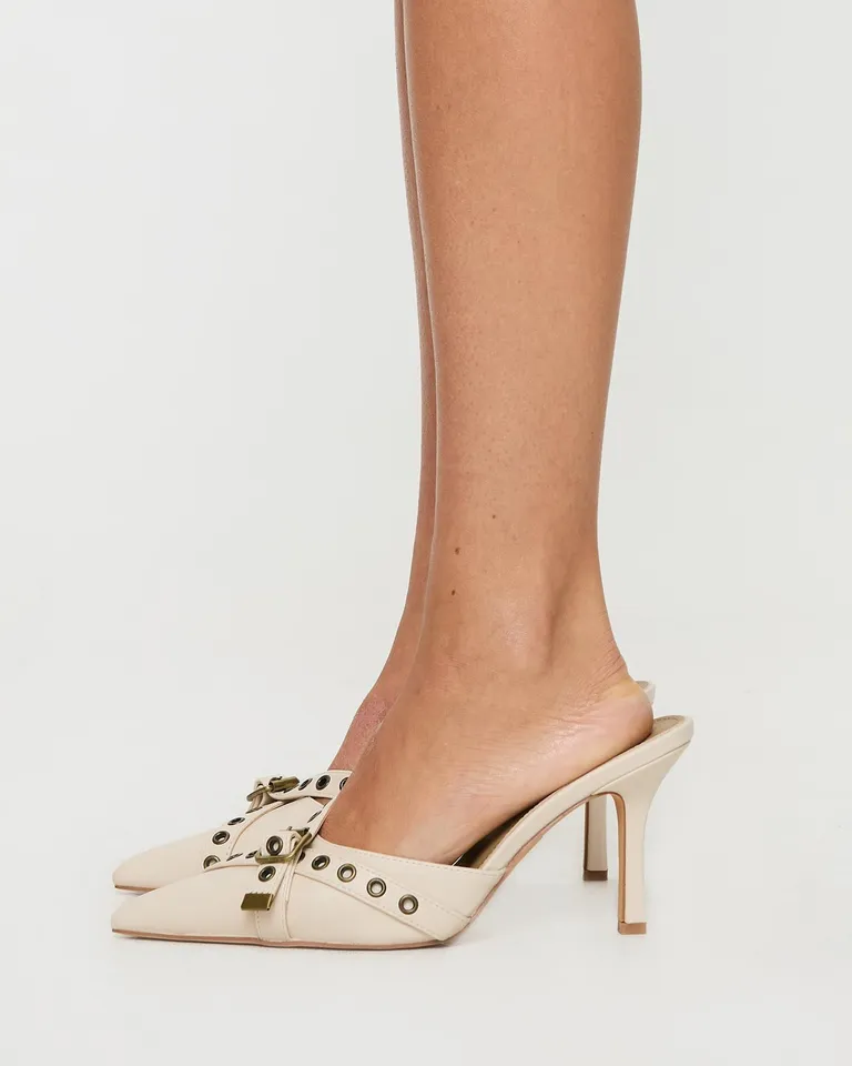 Tacos compelling punta fina de Princess Polly en Zapatos con Tacos para argentina