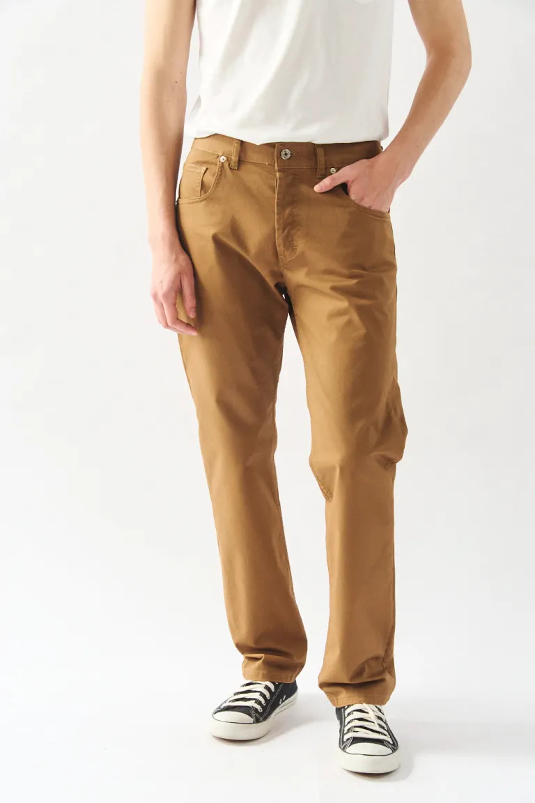 Pantalón de gabardina de cinco bolsillos con cierre de botones metálicos para hombre de Bensimon en Pantalones para argentina