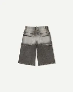 Bermuda denim baggy con flecos de Bershka en Bermudas y Shorts para argentina