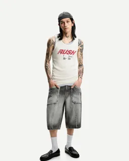 Bermuda denim baggy con flecos de Bershka en Bermudas y Shorts para argentina