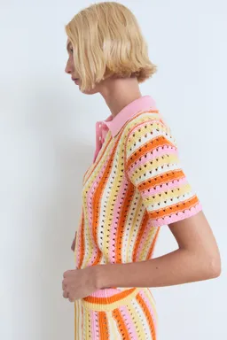 Sweater crochet rayas bicolor de Mango en Buzos y Sweaters para argentina