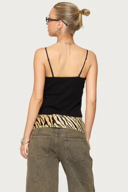 Musculosa rosina de Edikted en Tops para argentina