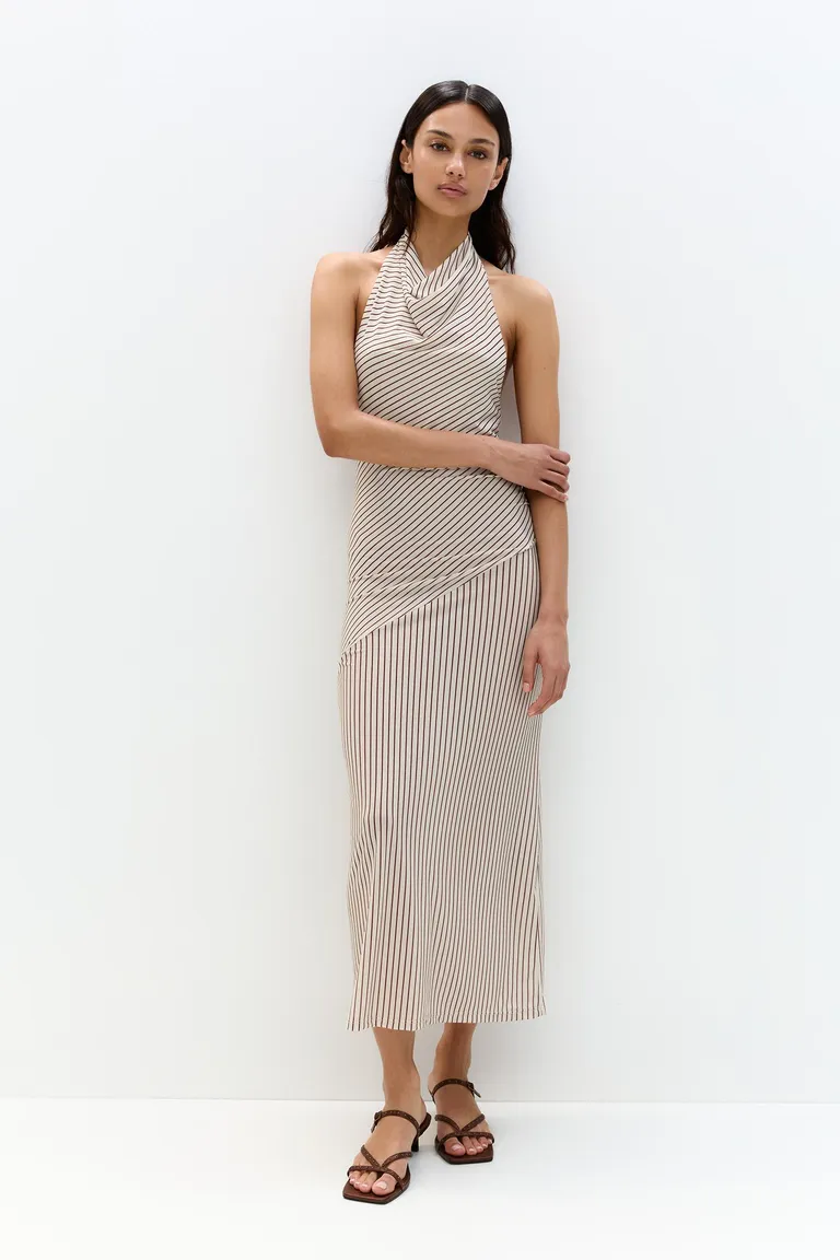 Vestido midi halter rayas de Pull&Bear en Vestidos para argentina