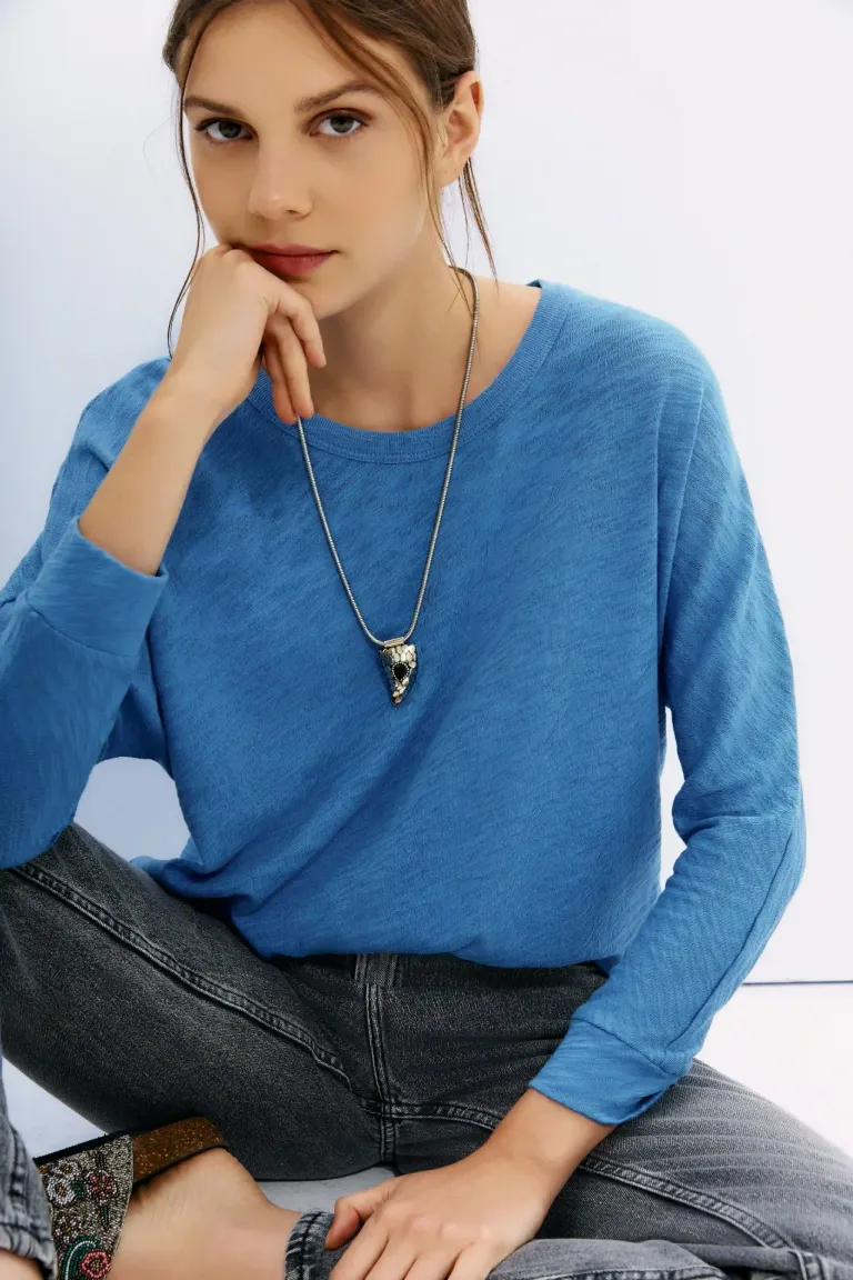 Remera de algodón peruano en corte holgado y mangas amplias de Rapsodia en Remeras para argentina