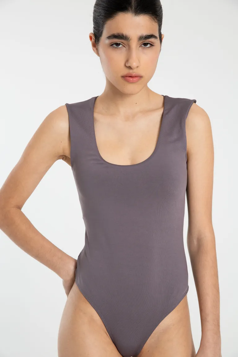 Body Suki de Corte Ajustado con Escote en U de Naíma en Bodies para argentina