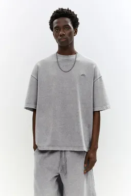 Buzo manga corta stwd de Pull&Bear en Buzos y Sweaters para argentina