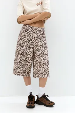 Jorts baggy leopardo de Pull&Bear en Shorts para argentina