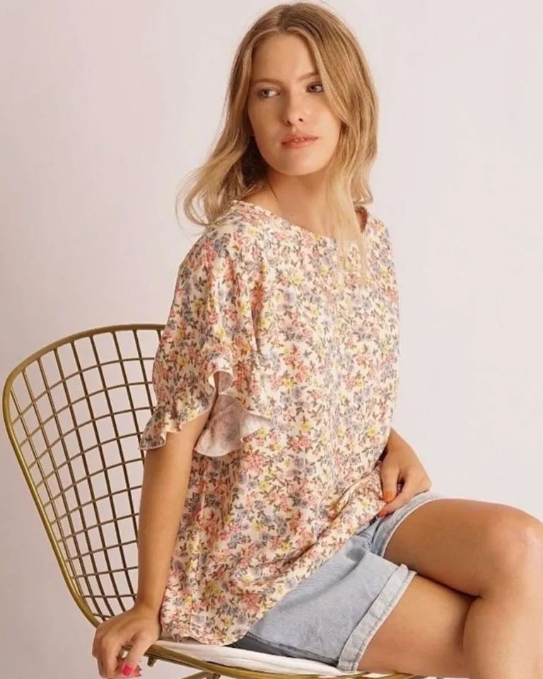 Blusa de lino con estampado floral y volados para mujer de Hesed en Blusas para argentina