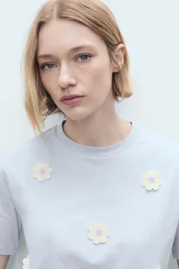 Camiseta algodón flores de Mango en Remeras para argentina