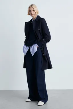 Trench clásico con cinturón de Mango en Chaquetas para argentina