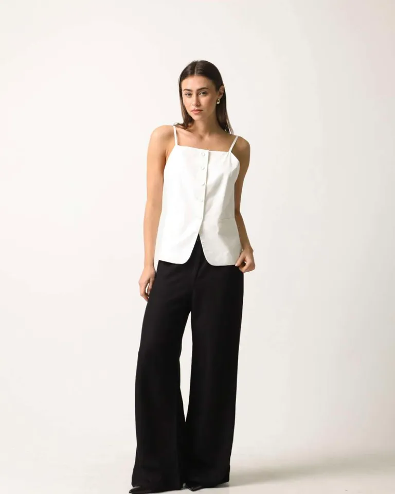 Chaleco importado con breteles regulables y bolsillos funcionales de Hesed en Chalecos para argentina