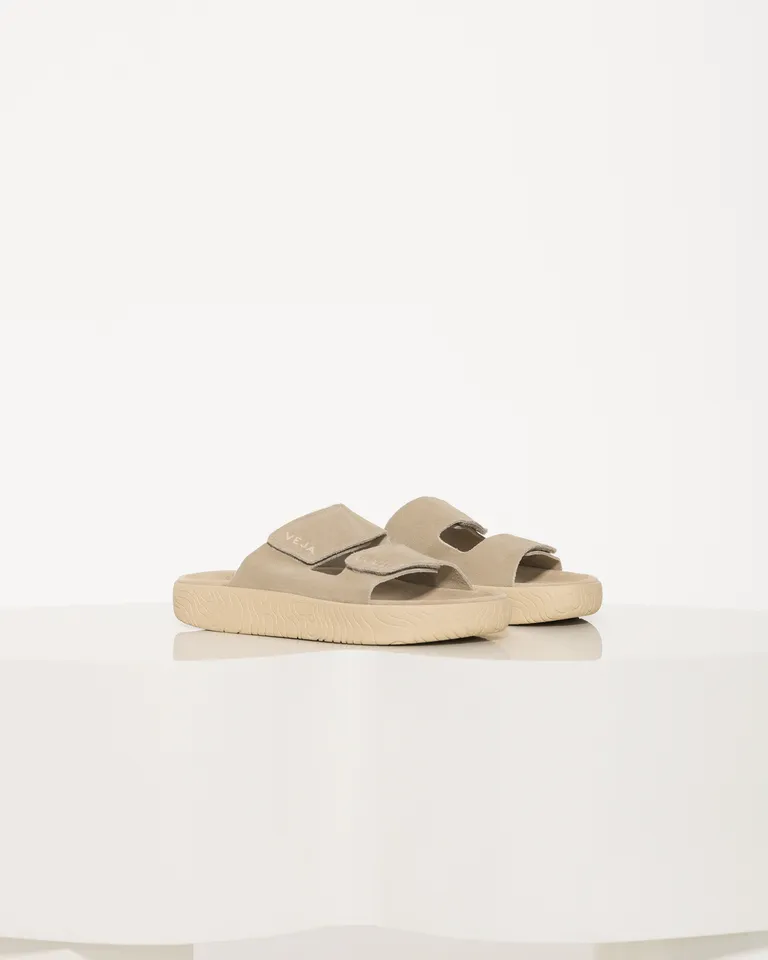 Sandalias Etna de Veja: Comodidad y estilo para la vida en la ciudad y la naturaleza de Jazmin Chebar en Sandalias para argentina