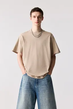 Remera básica manga corta algodón de Pull&Bear en Remeras y Polos para argentina