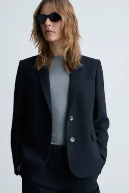 Americana traje raya diplomática de Mango en Blazers para argentina