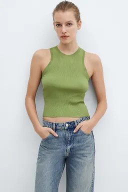 Top punto canalé de Mango en Tops para argentina