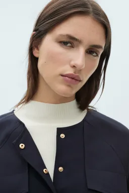 Chaqueta lyocell con bolsillos de Mango en Chaquetas para argentina