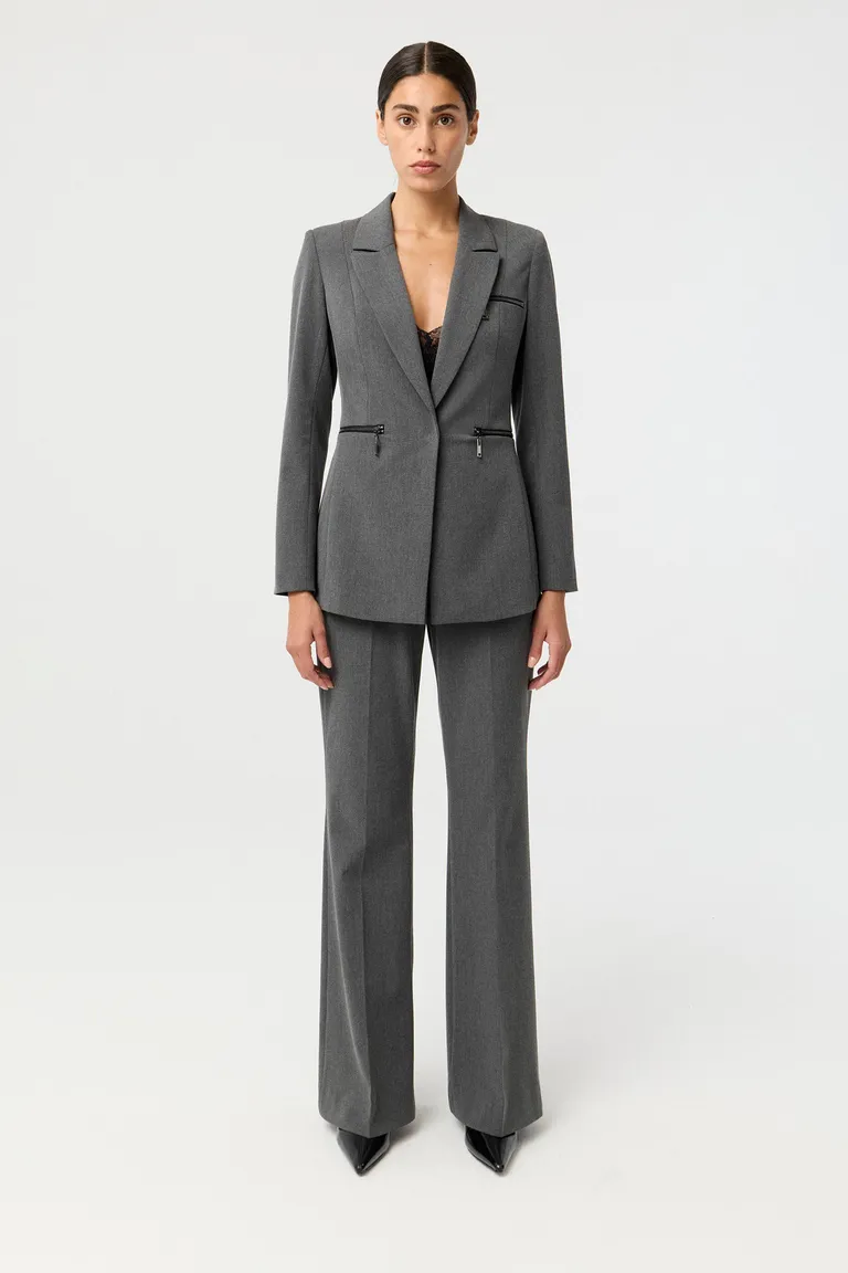 Blazer de sastrería entallado con cierre metálico en bolsillos de Markova en Blazers para argentina