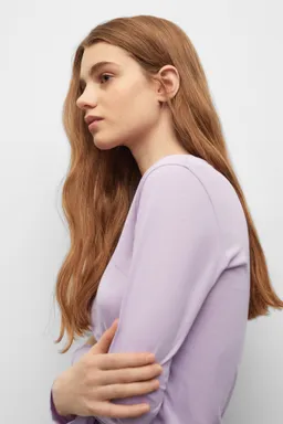 Remera con detalle fruncido de Mango Teen en Remeras para argentina
