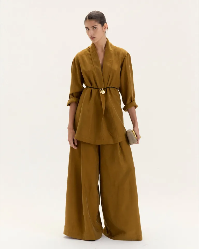 Tapado rachel: Prenda de transición con diseño abierto y caída fluida de Blue Sheep en Tapados para argentina