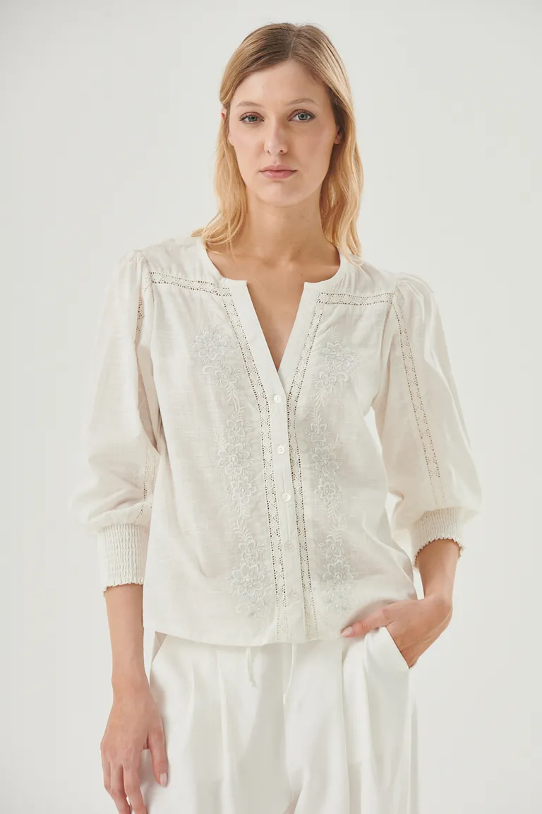 Camisa blanca de diseño clásico y elegante para mujer de Sweet en Camisas para argentina