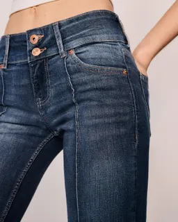 Jeans bootcut tiro bajo de Bershka en Pantalones para argentina