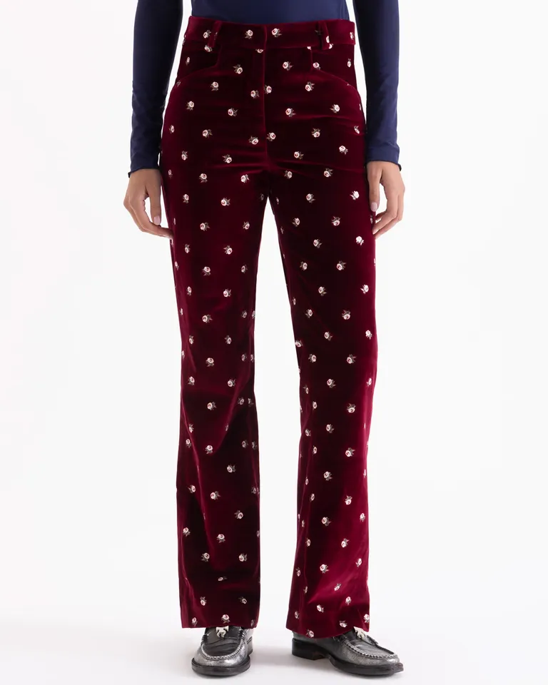 Pantalón con estampado de flores y bolsillos laterales con cierre frontal de Jazmin Chebar en Pantalones para argentina