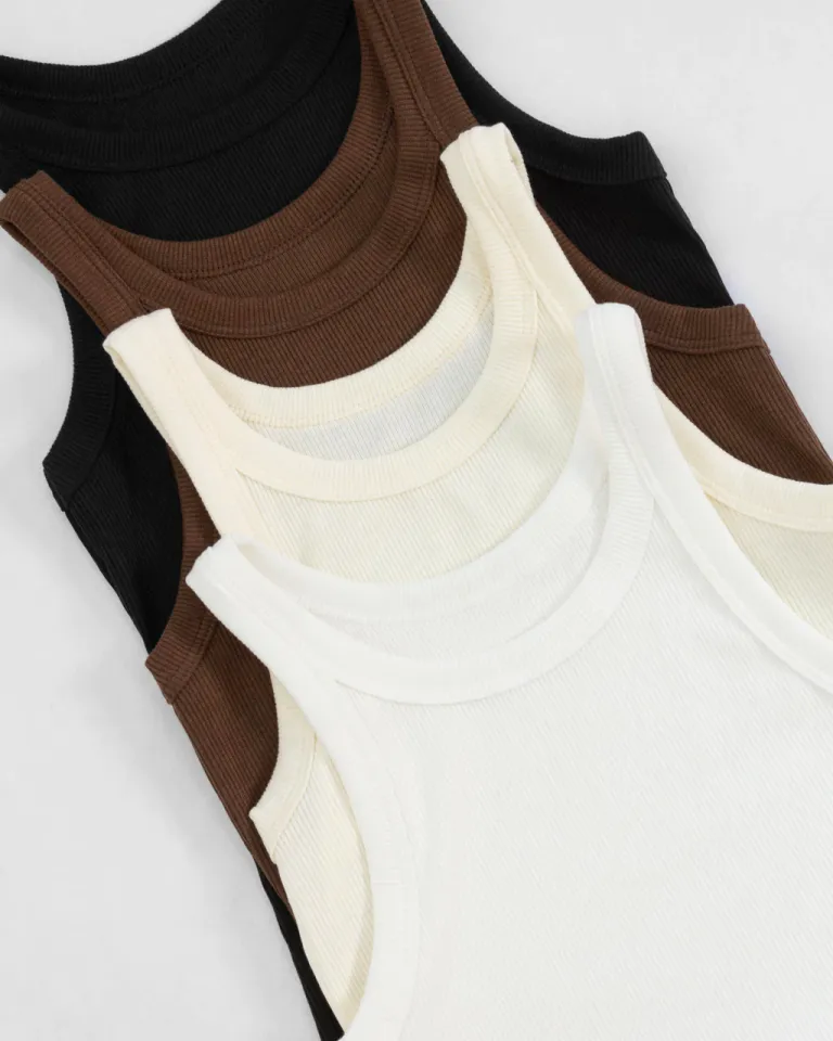 Musculosa básica con vivo fino y diseño minimalista para mujer de Sky en Tops para argentina