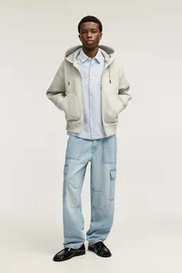 Jeans cargo recto de Pull&Bear en Pantalones para argentina