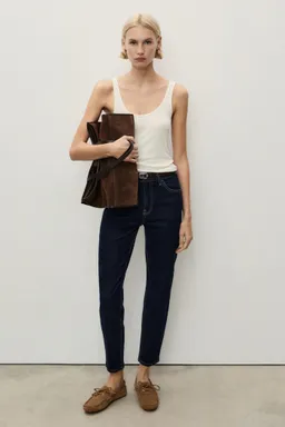Jean newmom confort tiro alto de Mango en Pantalones para argentina
