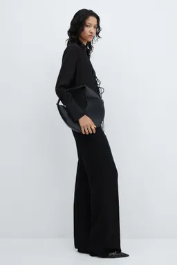 Blusa fluida con lazos de Mango en Blusas para argentina